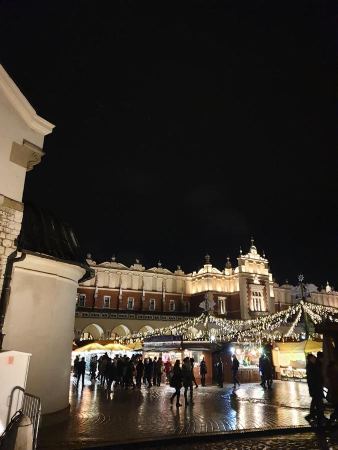 Ap4You Tauron Cracow Krakau Buitenkant foto