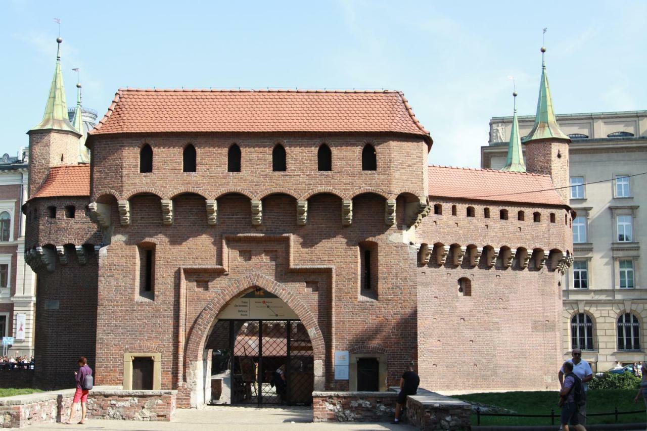 Ap4You Tauron Cracow Krakau Buitenkant foto